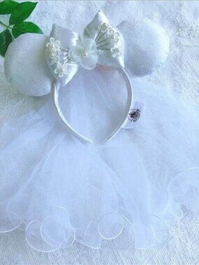 Disney Parks Minnie Mouse Bride White Bridal Ears Bow Veil Headband Wedding